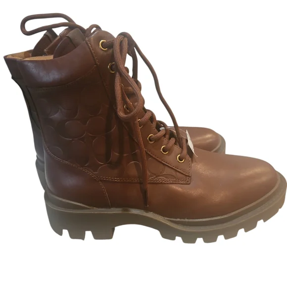 COACH Man Citysole EMB Leather Up Logo Combat Boots CC748 Size 8D Brand new